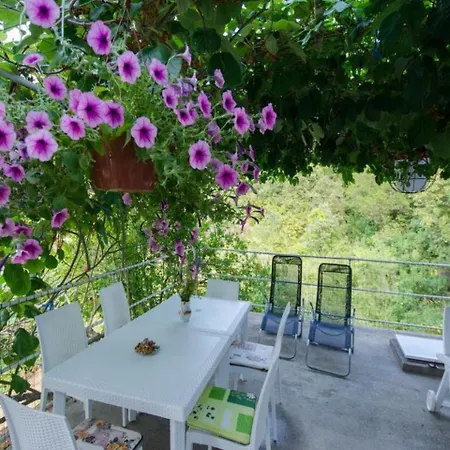Vesela - Premium One Bedroom With Terrace And Partial Se... Apartman Osobjava