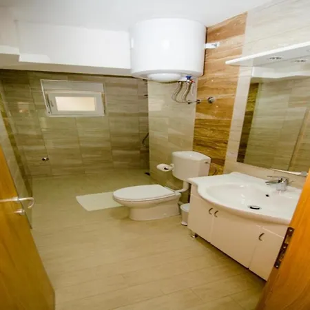 Vesela - Premium One Bedroom With Terrace And Partial Se... *